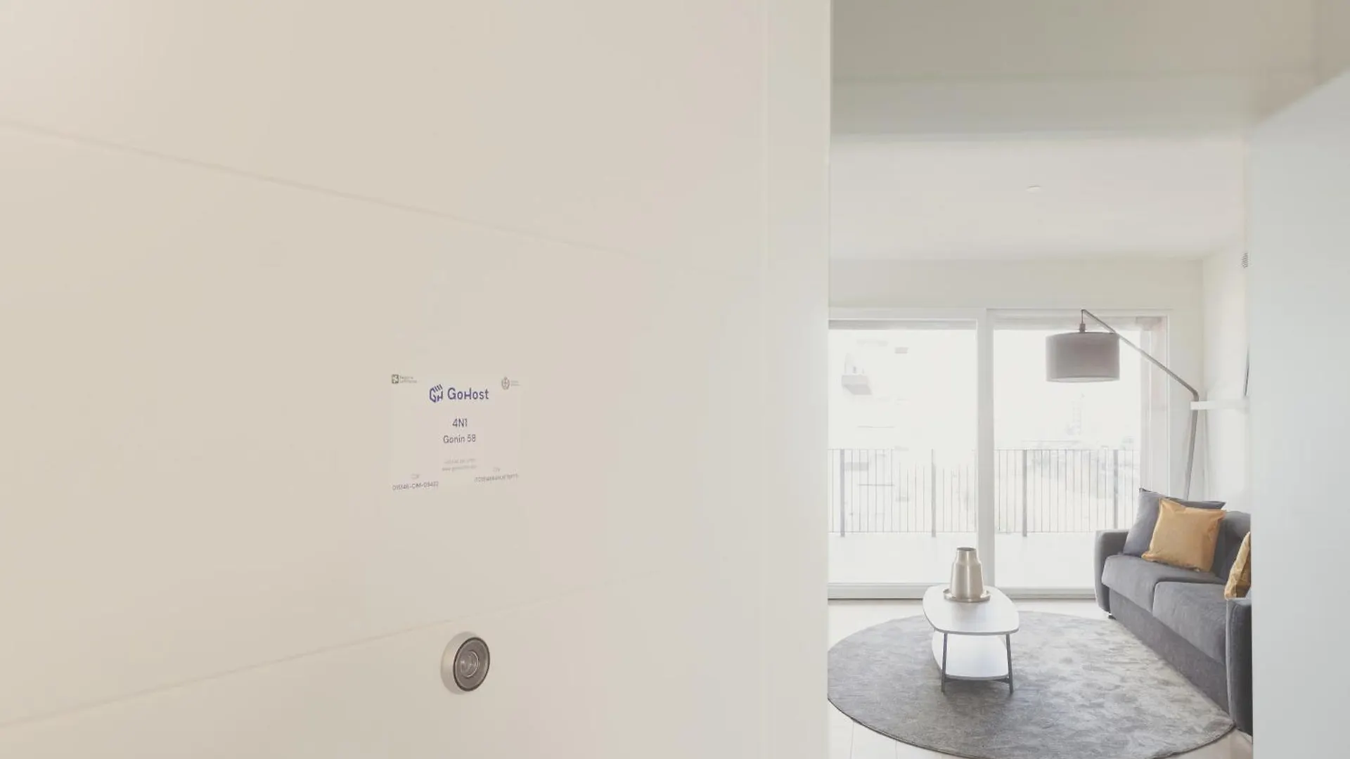Gohost - Modern And Bright Apartments With Terrace And Balcony Milan